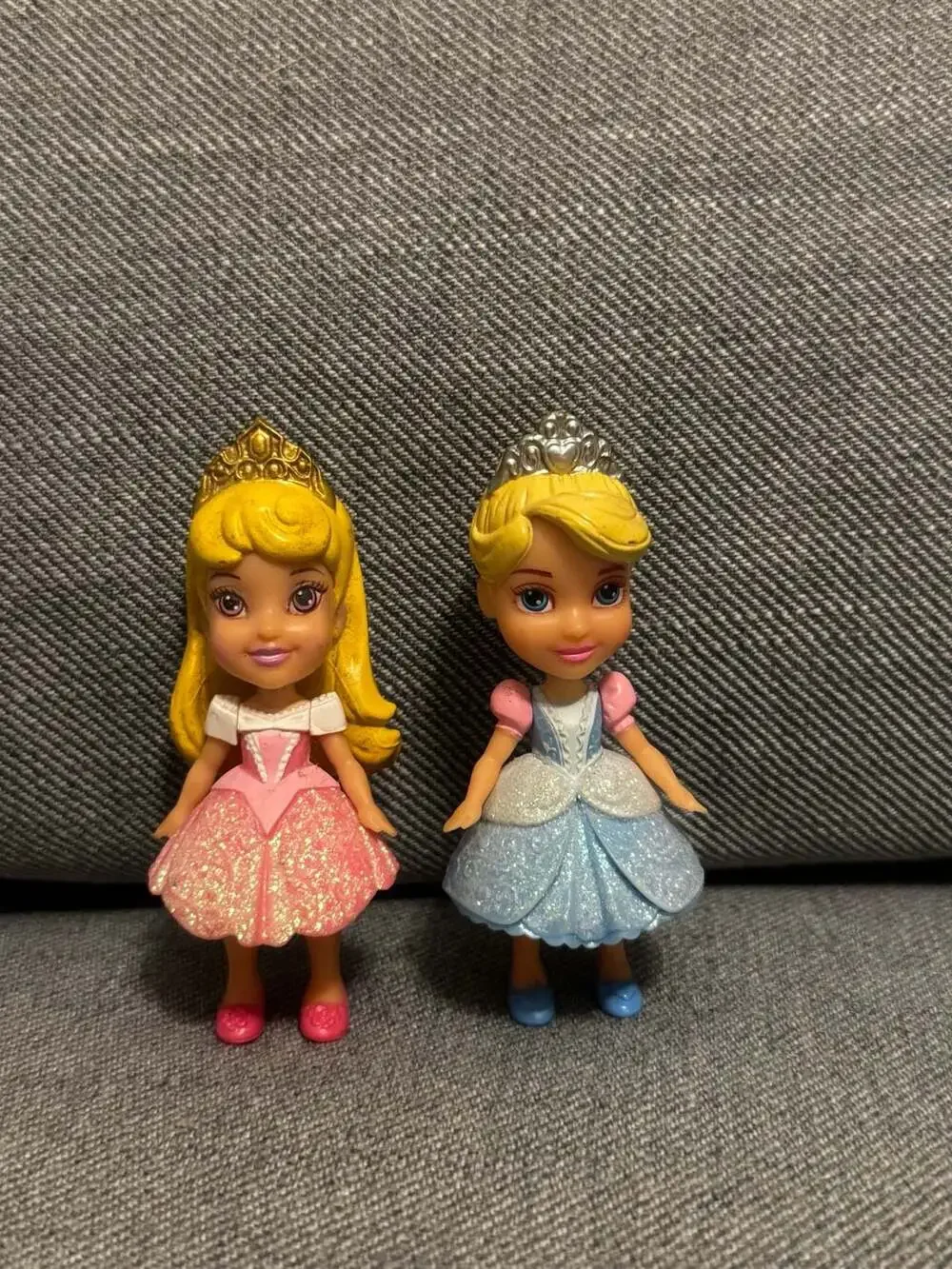 2PC Disney Princess Mini Toddler Glitter Dresses Aurora & Cinderella Figures
